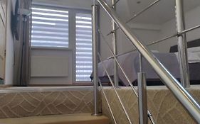 APARTMENTS MILENA з балконом